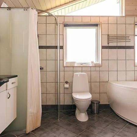 4 Star In Rudkobing * Spodsbjerg
